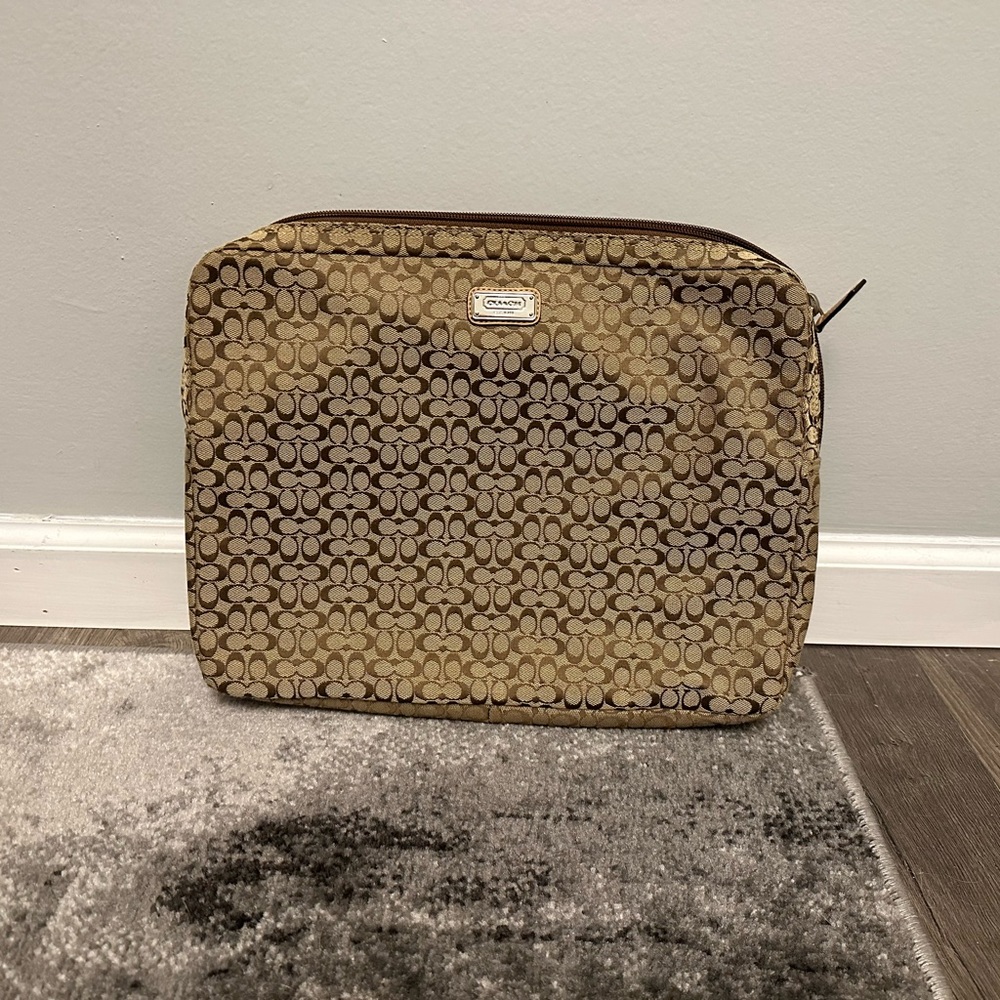 Computer case